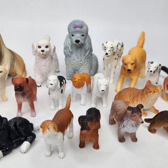 Vintage Miniature Cat and Dog Figure Lot - Picture 3 of 4